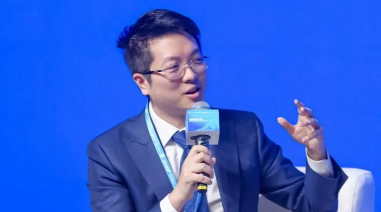 剂泰科技赖才达对话凯文·凯利：AI如何重构药物发现的底层逻辑